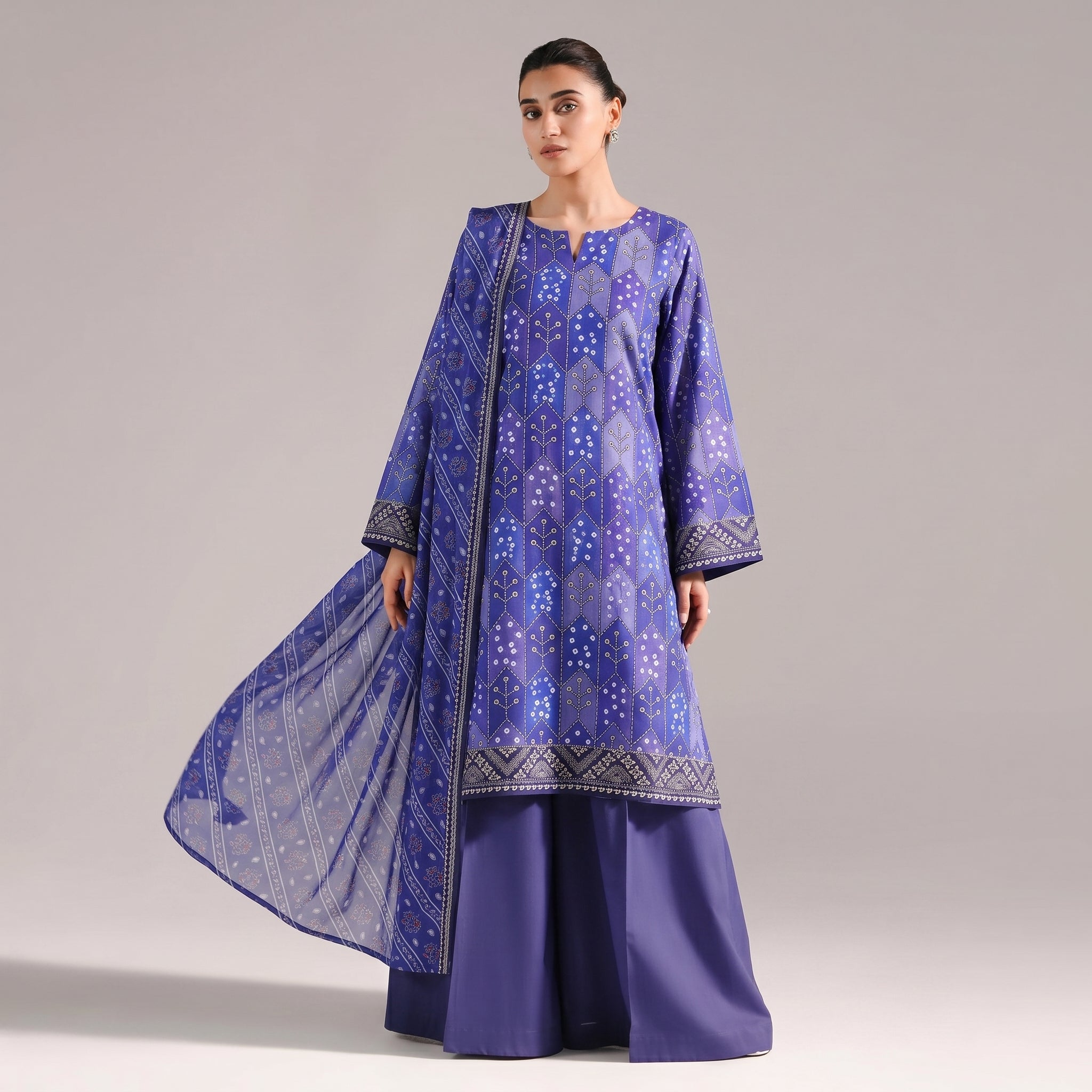 SAPPHIRE THREE PIECE